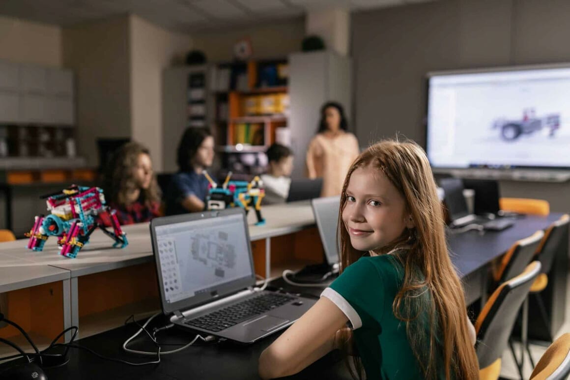a girl using a laptop